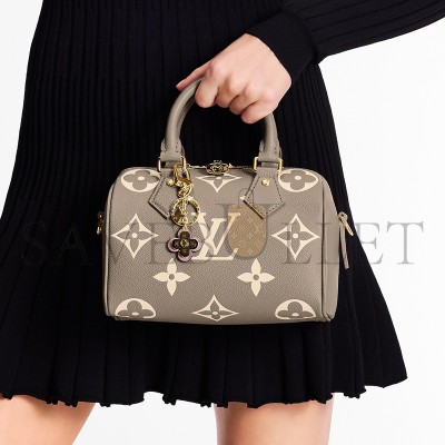 LOUIS VUITTON BLOOMING FLOWERS BB BAG CHARM AND KEYCHAIN M63085